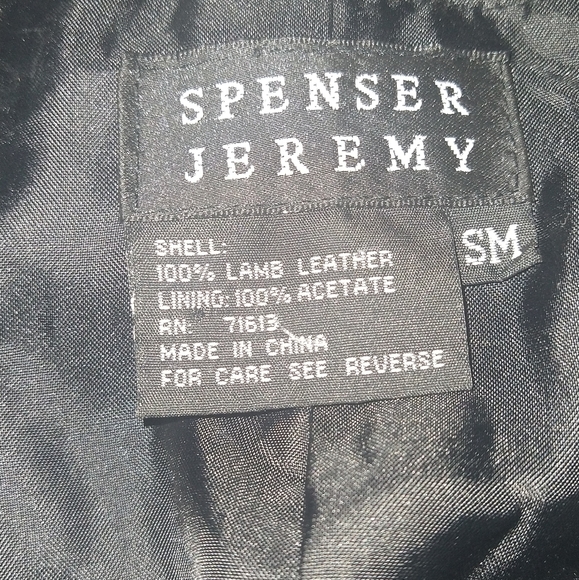 Lamb Leather Mini JACKET - Picture 4 of 5